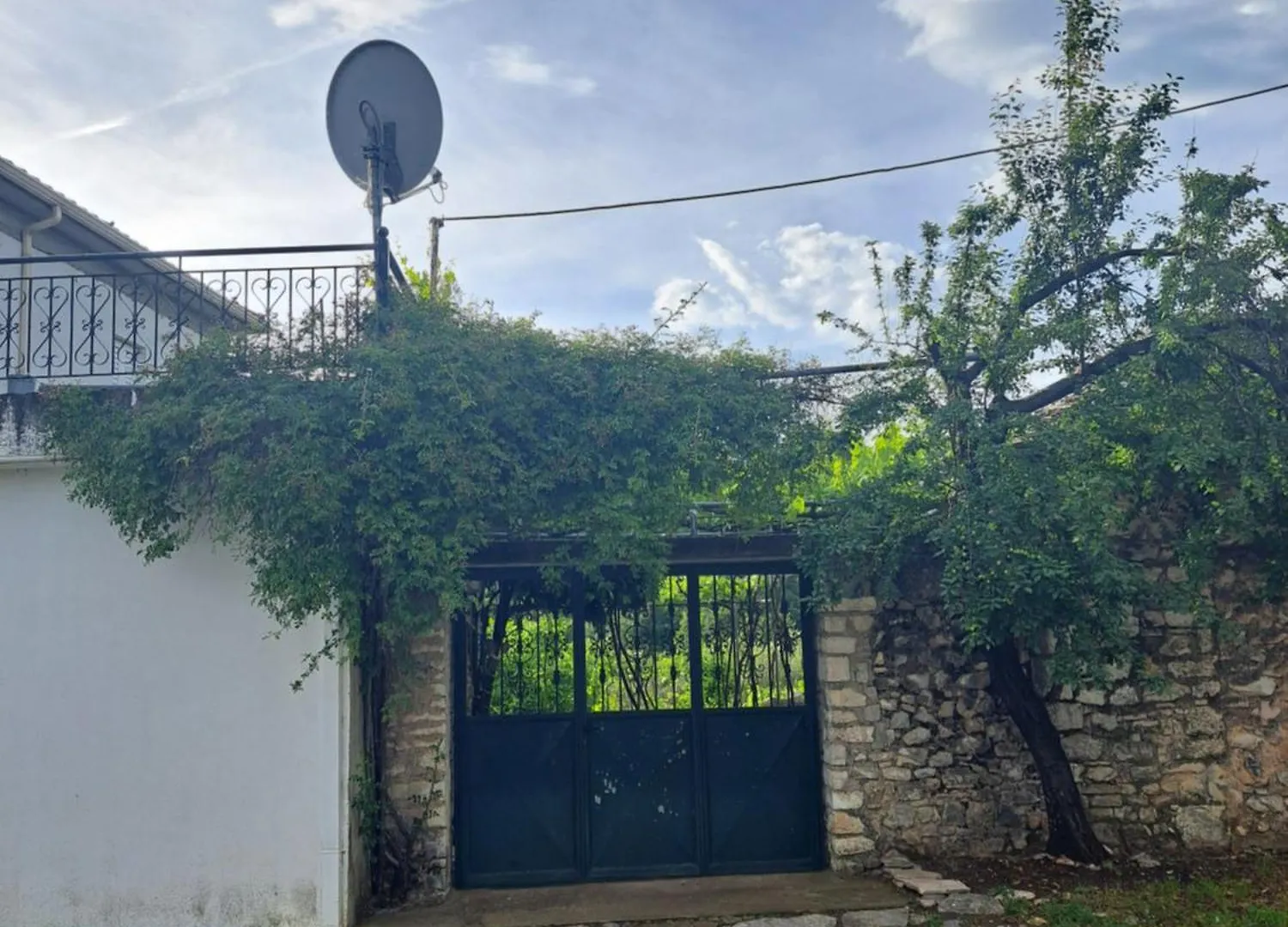 Patara'S Apartment Sarandë 홈스테이