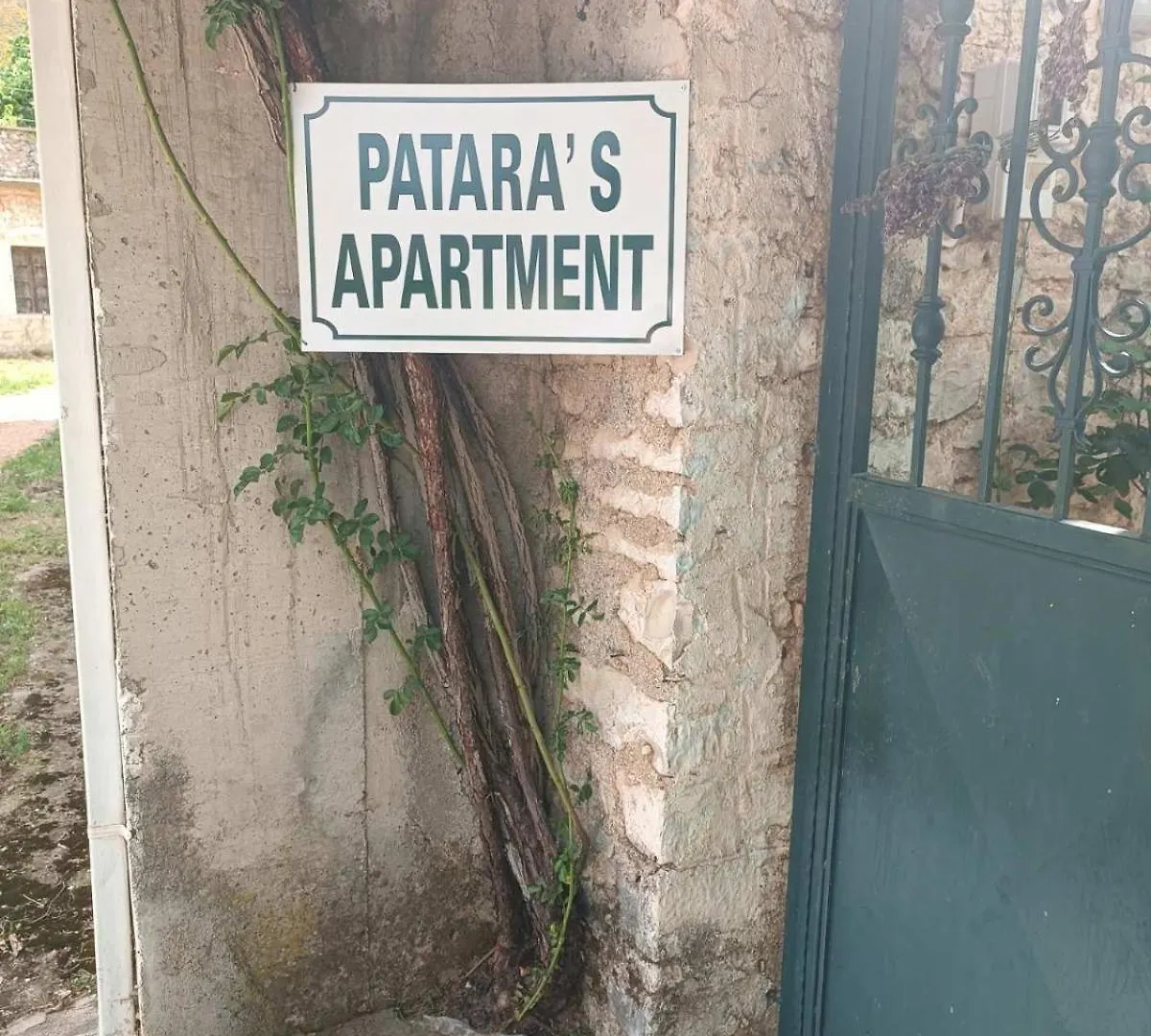 منزل للإقامة Patara'S Apartment ساراندا